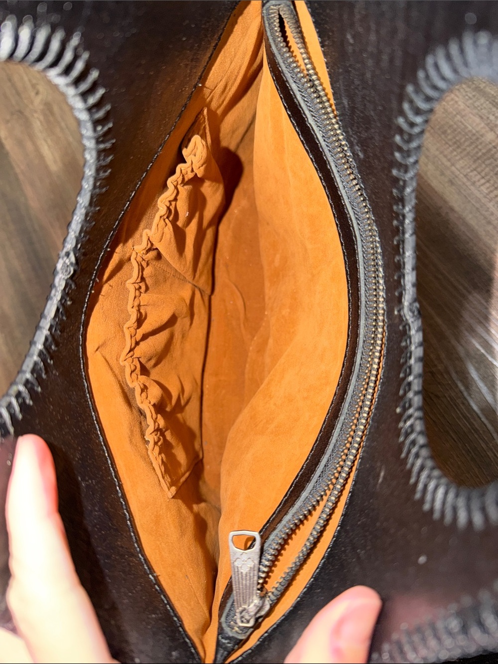 Patricia Nash Black Moretto Stachel Bag missing strap - Picture 4 of 7
